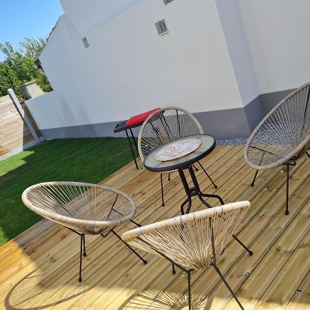 A Fleur de Spa : Maison chaleureuse avec spa privatif et billard. Coulogne Extérieur photo